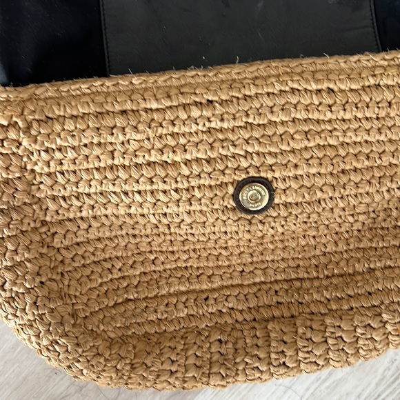 Sold! Sold!📍 - Picture 10 of 12